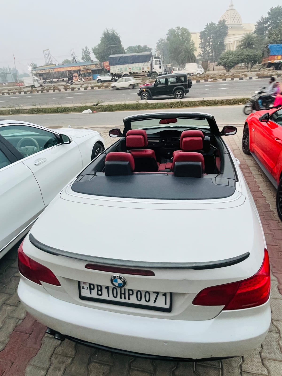 BMW Convertible offers a perfect blend of sporty performance,luxury comfort and open-top driving excitement. It delivers an elegant presence with premium interiors and dynamic handling.